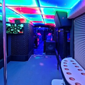 068 Bus Miami VIP Party Оренда патібас miami - авто на весілля у Києві - портфоліо 6