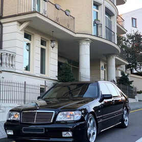 117 Mercedes Benz W140 S7.3 V12 Brabus чорний - авто на весілля у Києві - портфоліо 3
