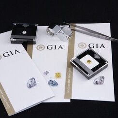 Ukrainian Diamond Center - обручки у Києві - фото 3