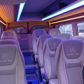 Mersedes Sprinter  21 место - авто на весілля у Одесі - портфоліо 1