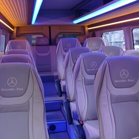 Mersedes Sprinter  21 место - авто на весілля у Одесі - портфоліо 3