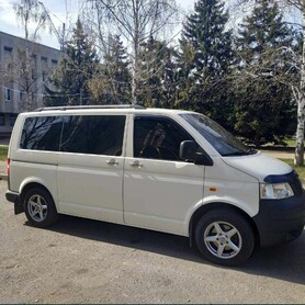 Volkswagen T5   8 мест - авто на весілля у Одесі - портфоліо 3
