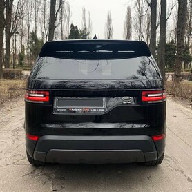 235 Позашляховик Land Rover Discovery 5 в оренду - авто на весілля у Києві - портфоліо 6