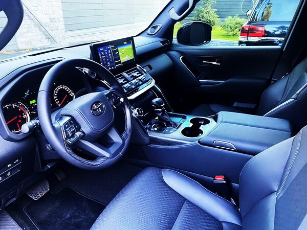 055 Оренда Toyota Land Cruiser 300 