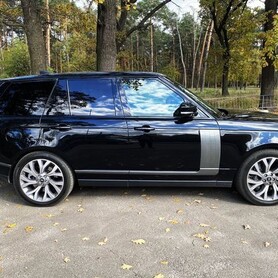 224 Range Rover Vogue 4,4d чорний - авто на весілля у Києві - портфоліо 5