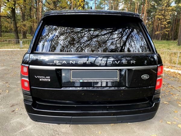 224 Range Rover Vogue 4,4d чорний 