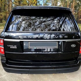 224 Range Rover Vogue 4,4d чорний - авто на весілля у Києві - портфоліо 6
