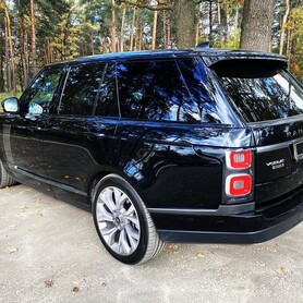 224 Range Rover Vogue 4,4d чорний - авто на весілля у Києві - портфоліо 3