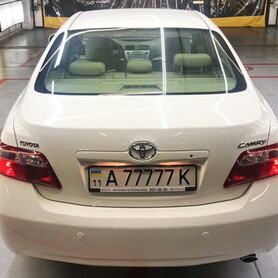 155 Toyota Camry біла V40 прокат - авто на весілля у Києві - портфоліо 5