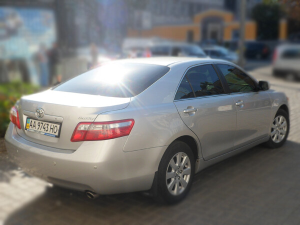 156 Toyota Camry срібляста 