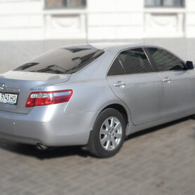 156 Toyota Camry срібляста - авто на весілля у Києві - портфоліо 2