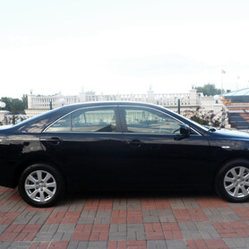157 Toyota Camry чорна оренда - авто на весілля у Києві - портфоліо 3