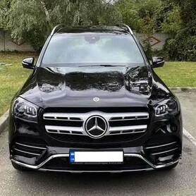 215 Позашляховик Mercedes-Benz GLS 63 2021 рік - авто на весілля у Києві - портфоліо 2