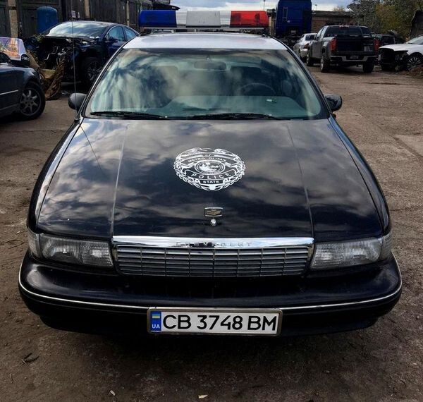 382 автомобіль поліції Chevrolet Caprice 