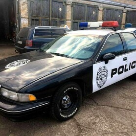 382 автомобіль поліції Chevrolet Caprice - авто на весілля у Києві - портфоліо 1