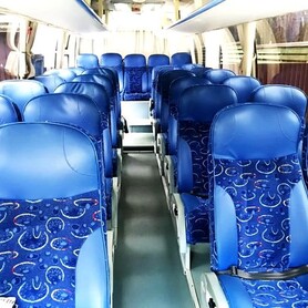 339 Автобус Yutong блакитний прокат оренда - авто на весілля у Києві - портфоліо 3