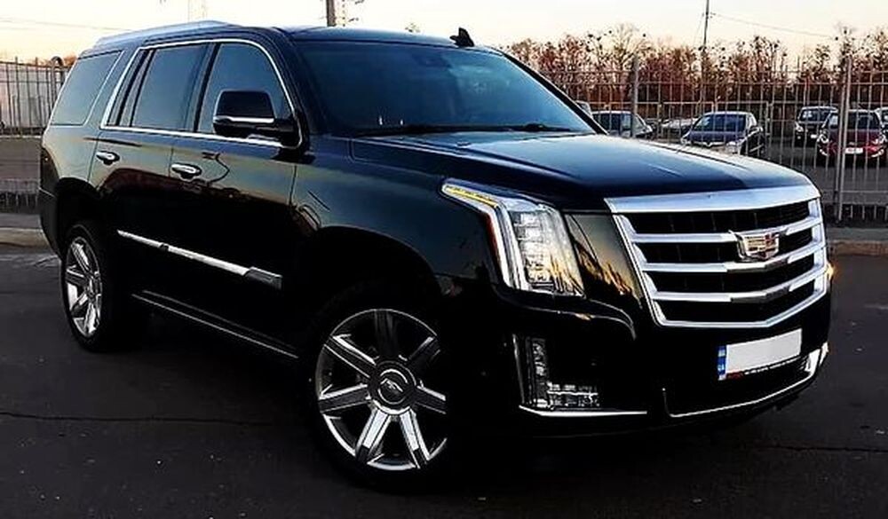 360 Cadillac Escalade чорний new оренда Київ 