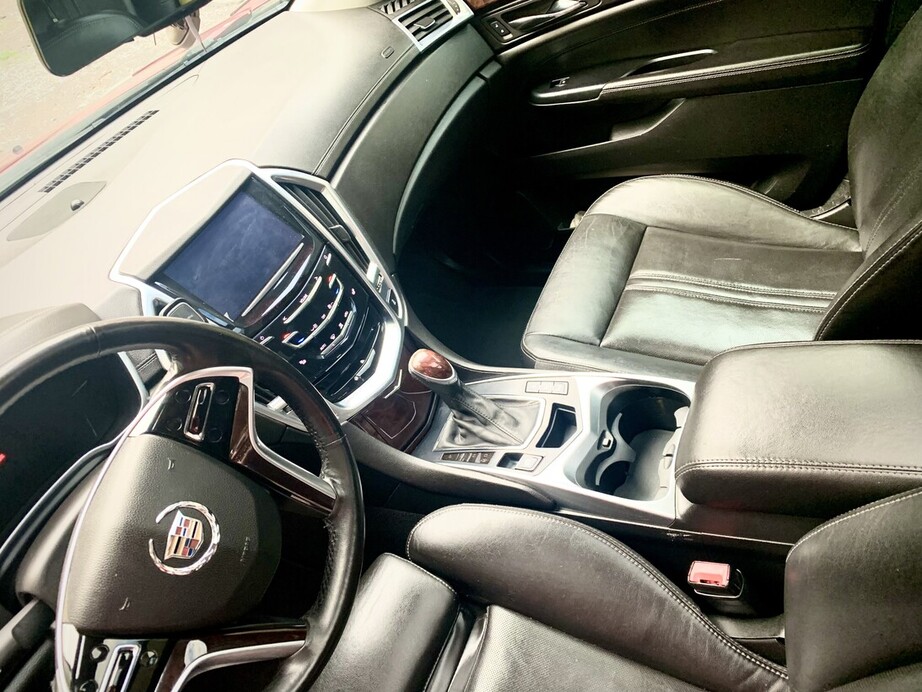 Cadillac SRX  