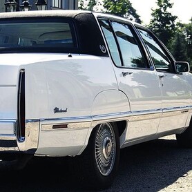 218 Ретро авто Cadillac Fleetwood білий - авто на весілля у Києві - портфоліо 2