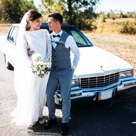 218 Ретро авто Cadillac Fleetwood білий - авто на весілля у Києві - портфоліо 4