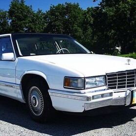 218 Ретро авто Cadillac Fleetwood білий - авто на весілля у Києві - портфоліо 1