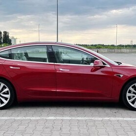 252 Електрокар Tesla Model 3 75D - авто на весілля у Києві - портфоліо 5