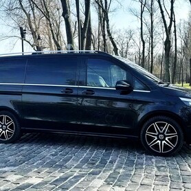 074 Оренда Mercedes-Benz V-Class мікроавтобус - авто на весілля у Києві - портфоліо 2