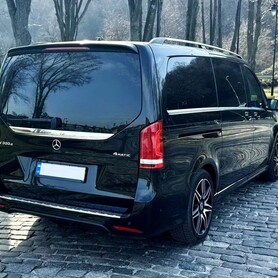 074 Оренда Mercedes-Benz V-Class мікроавтобус - авто на весілля у Києві - портфоліо 3