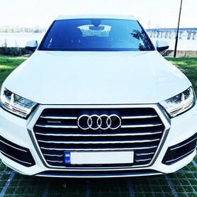 394 Позашляховик на весілля Audi Q7 біла оренда - авто на весілля у Києві - портфоліо 2