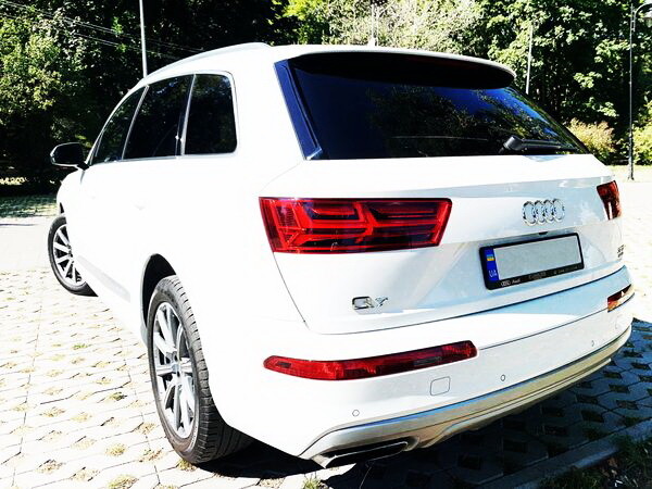 394 Позашляховик на весілля Audi Q7 біла оренда 