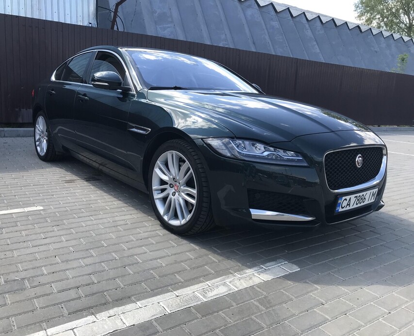 Jaguar XF  