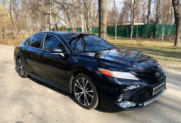 097 Toyota Camry 2020 оренда на весілля трансфер 