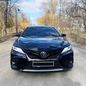 097 Toyota Camry 2020 оренда на весілля трансфер - авто на весілля у Києві - портфоліо 5