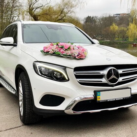071 Позашляховик Mercedes GLC 250d білий - авто на весілля у Києві - портфоліо 5