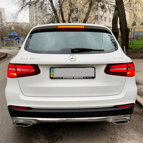 071 Позашляховик Mercedes GLC 250d білий - авто на весілля у Києві - портфоліо 6