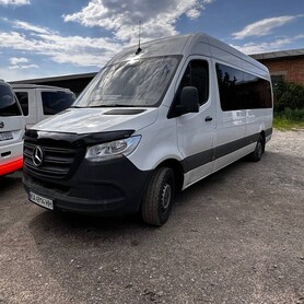 Mercedes Sprinter - авто на весілля у Києві - портфоліо 1