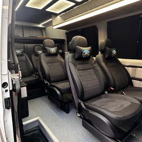 Mercedes Sprinter - авто на весілля у Києві - портфоліо 2