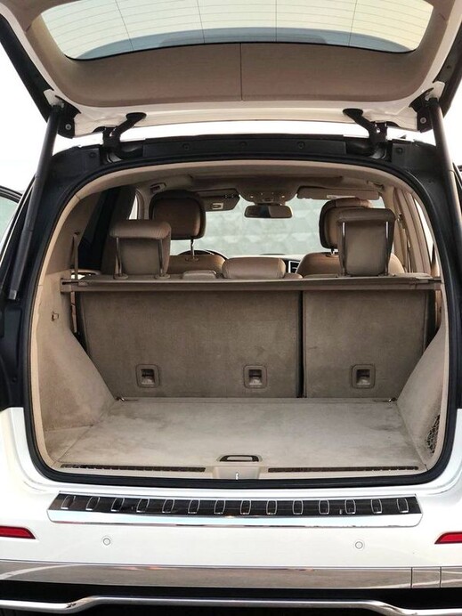 119 Позашляховик Mercedes Benz ML білий оренда 