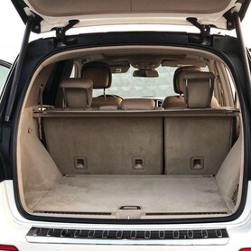 119 Позашляховик Mercedes Benz ML білий оренда - авто на весілля у Києві - портфоліо 5