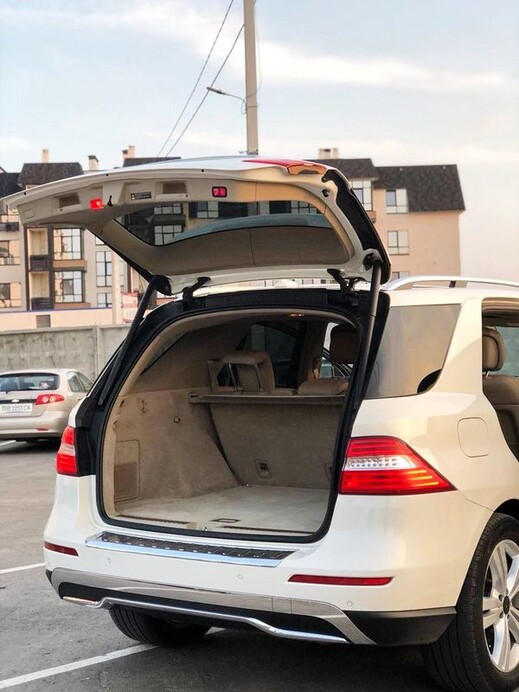 119 Позашляховик Mercedes Benz ML білий оренда 