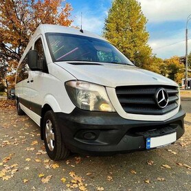 134 Мікроавтобус Mercedes Sprinter 21 місце - авто на весілля у Києві - портфоліо 2