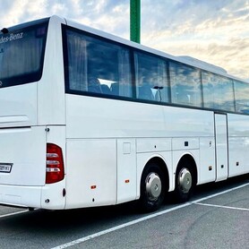 231 Оренда автобуса Mercedes Turizmo - авто на весілля у Києві - портфоліо 2