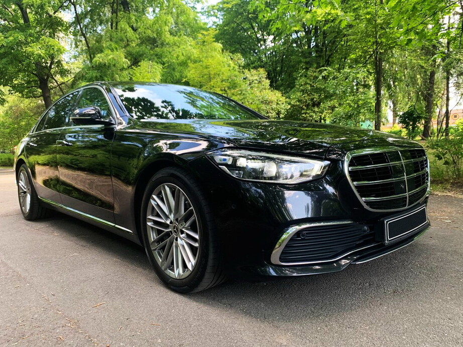 300 Аренда Mercedes-Benz W223 S-Class на прокат 