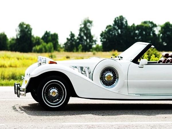 239 Ретро кабріолет білий Mitsuoka Dore 