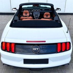 280 Кабріолет Ford Mustang GT білий - авто на весілля у Києві - портфоліо 4