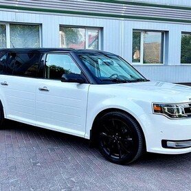 180 Позашляховик Ford Flex білий на весілля - авто на весілля у Києві - портфоліо 1