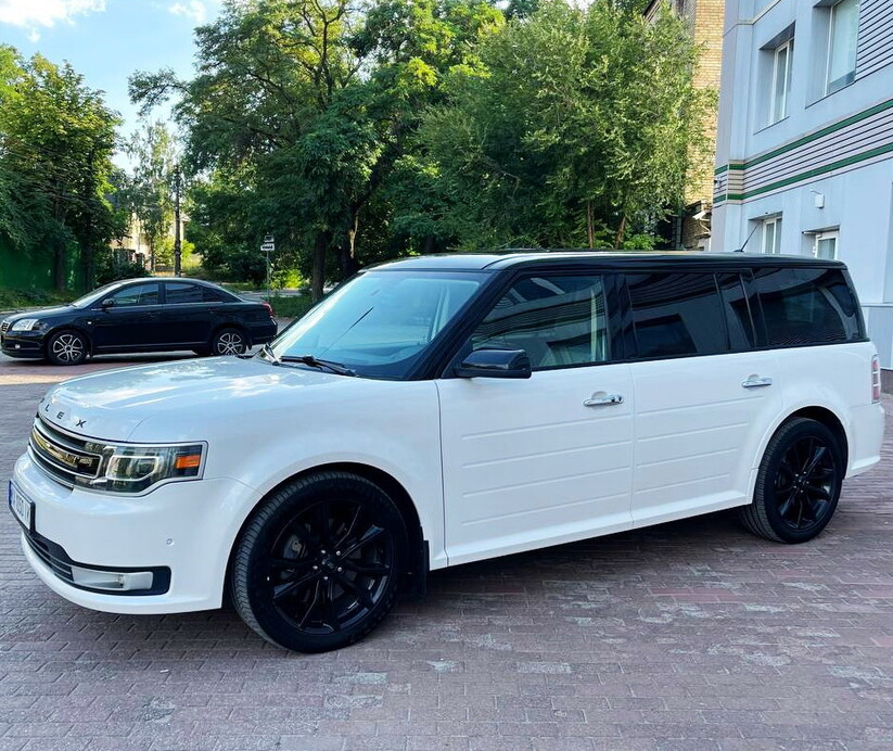 180 Позашляховик Ford Flex білий на весілля 