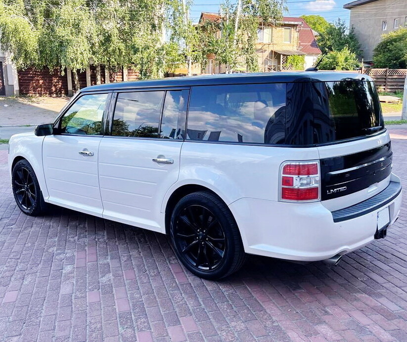 180 Позашляховик Ford Flex білий на весілля 