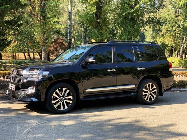 254 Позашляховик Toyota Land Cruiser 200 