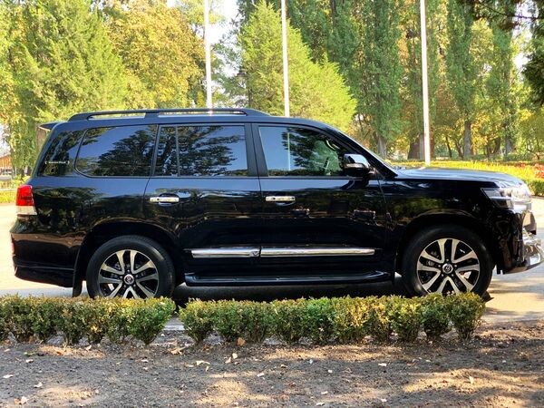 254 Позашляховик Toyota Land Cruiser 200 